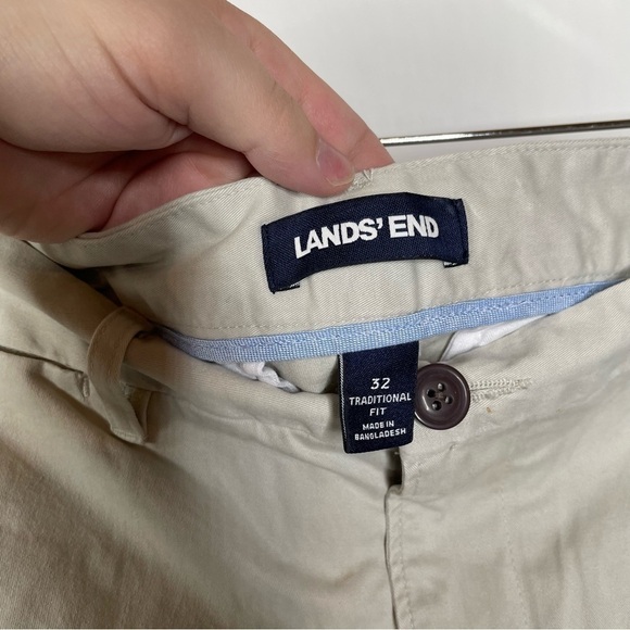Lands’ End Traditional Fit Khaki Shorts Size 32 - Picture 3 of 5